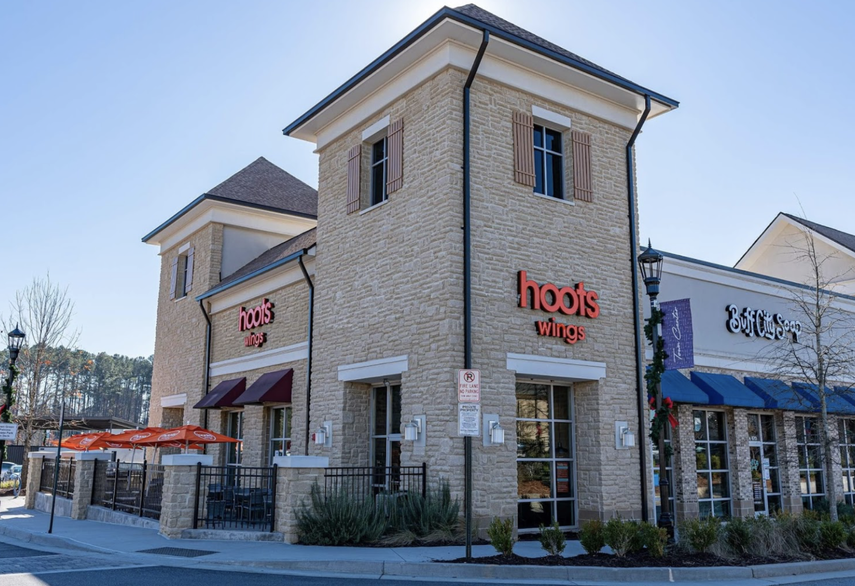 Hoots Wings